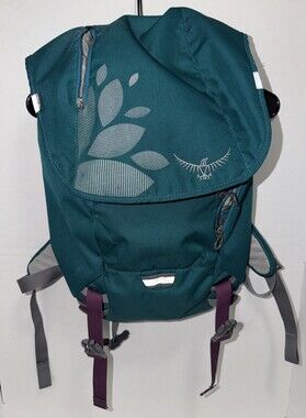 Osprey Flap Jill Pack Green Backpack Hiking Travel Day Bag Camping